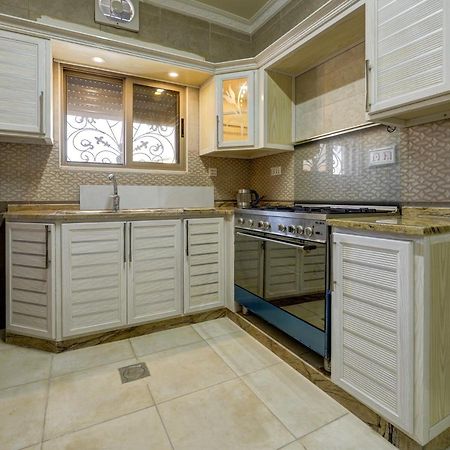 Eng-Murjan Apartment Aqaba Exteriör bild